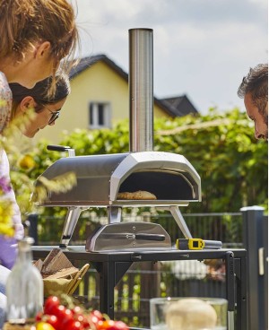 - Ooni Four à pizza multi-combustible Karu 12