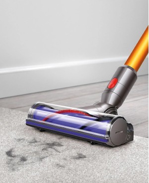 Dyson V8