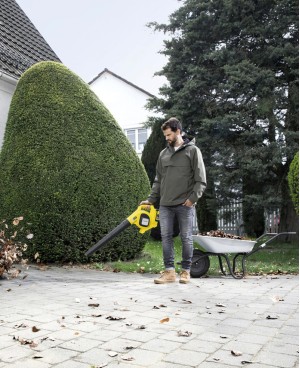 - Karcher souffleur à batterie LBL4
